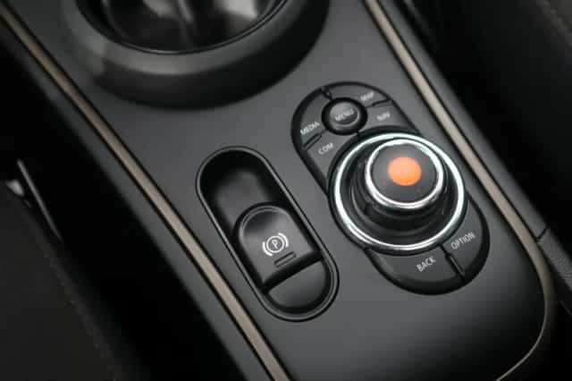 MINI Countryman (2021) thumbnail 24