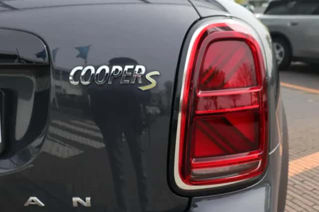 MINI Countryman (2021) thumbnail 10
