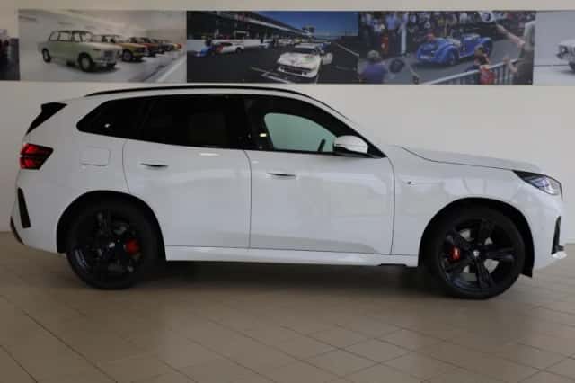 BMW X3 (2026) thumbnail 3