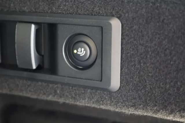 BMW X3 (2026) thumbnail 30