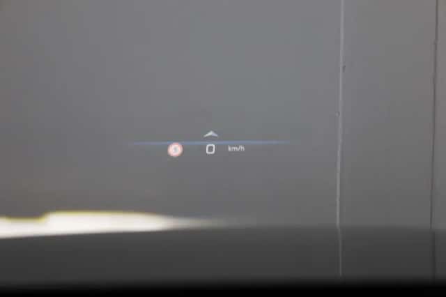 BMW iX3 (2026) thumbnail 14