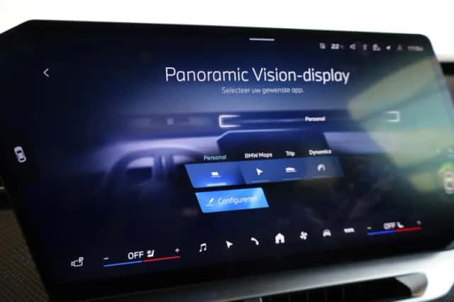 BMW iX3 (2026) thumbnail 16