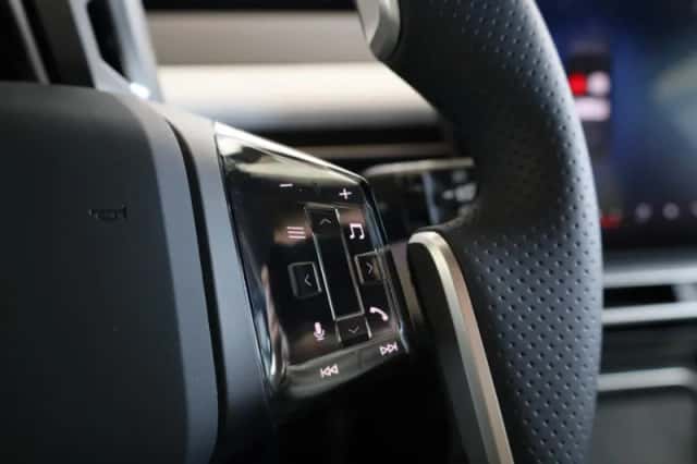 BMW iX3 (2026) thumbnail 30