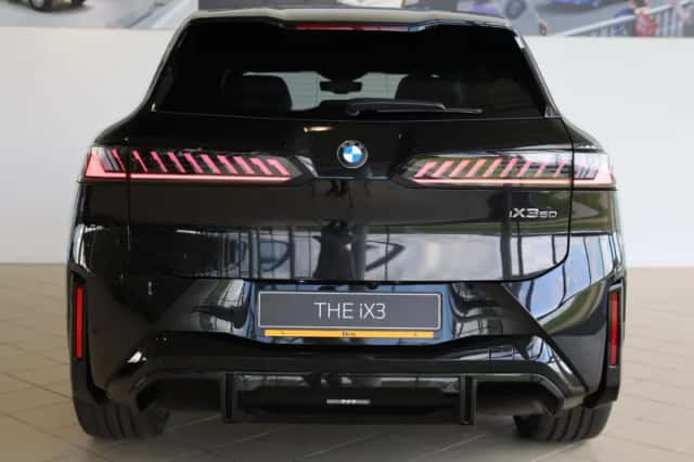 BMW iX3 (2026) thumbnail 5