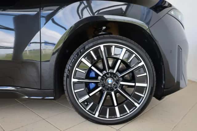 BMW iX3 (2026) thumbnail 7