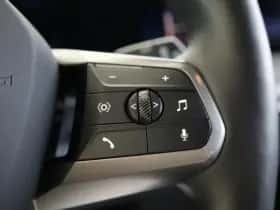 BMW iX (2025) thumbnail 25