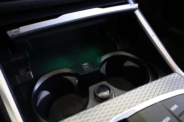 BMW 3-Serie (2025) thumbnail 18