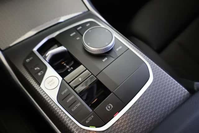 BMW 3-Serie (2025) thumbnail 19