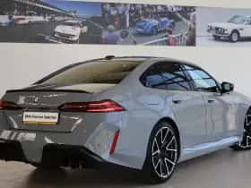 BMW M5 (2025) thumbnail 2