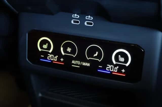 BMW M5 (2025) thumbnail 26