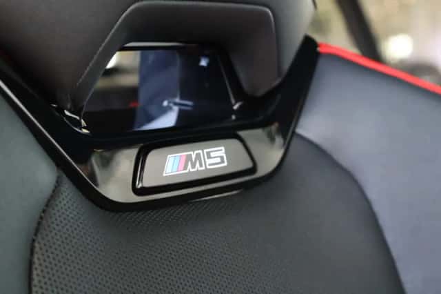 BMW M5 (2025) thumbnail 32