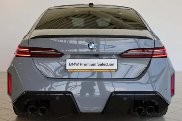 BMW M5 (2025) thumbnail 5
