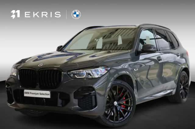 BMW X5 (2023) thumbnail 1