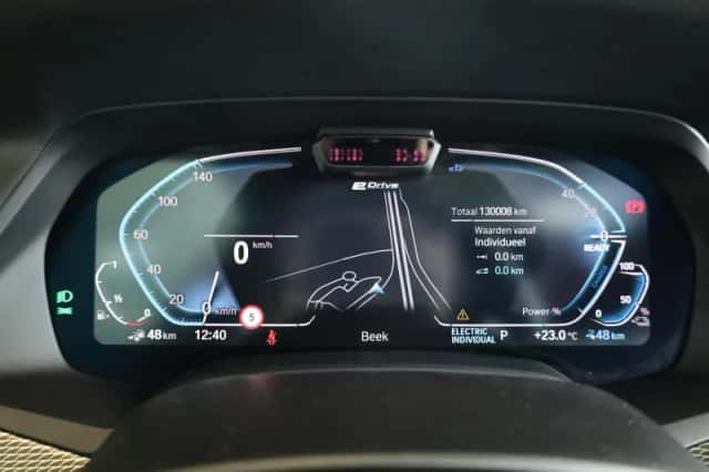 BMW X5 (2023) thumbnail 13