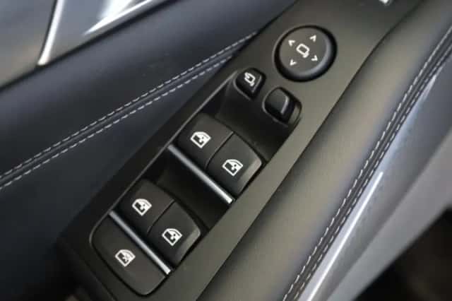 BMW X5 (2023) thumbnail 24