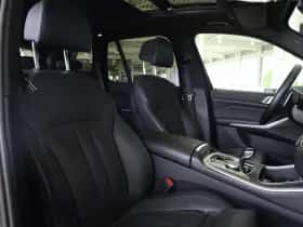 BMW X5 (2023) thumbnail 8