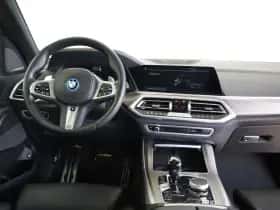 BMW X5 (2023) thumbnail 10