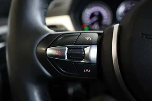 BMW X2 (2021) thumbnail 25