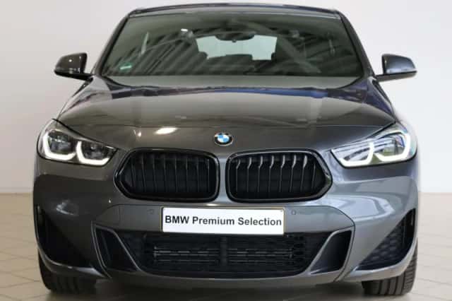 BMW X2 (2021) thumbnail 4