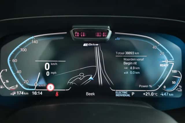BMW X5 (2021) thumbnail 11