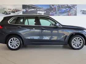 BMW X5 (2021) thumbnail 3