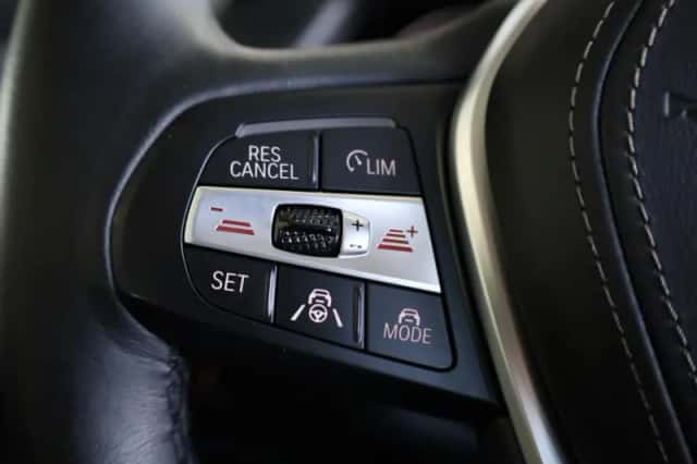 BMW X5 (2021) thumbnail 22