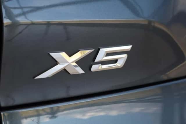 BMW X5 (2021) thumbnail 26