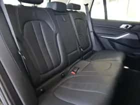 BMW X5 (2021) thumbnail 9