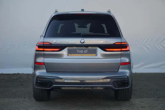 BMW X7 (2026) thumbnail 5