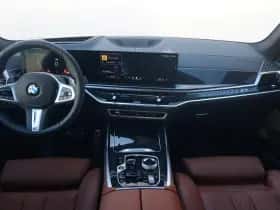 BMW X7 (2026) thumbnail 10
