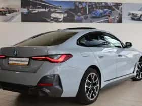 BMW i4 (2023) thumbnail 2