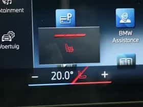 BMW i4 (2023) thumbnail 18