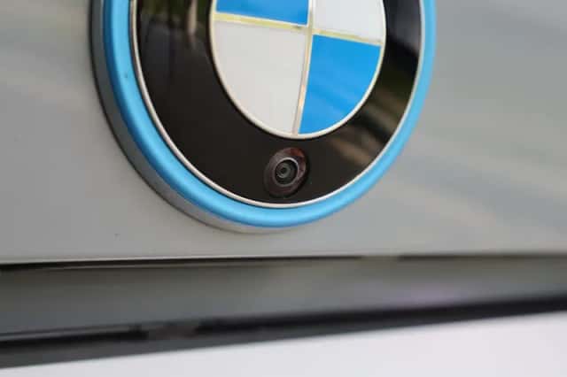 BMW i4 (2023) thumbnail 29