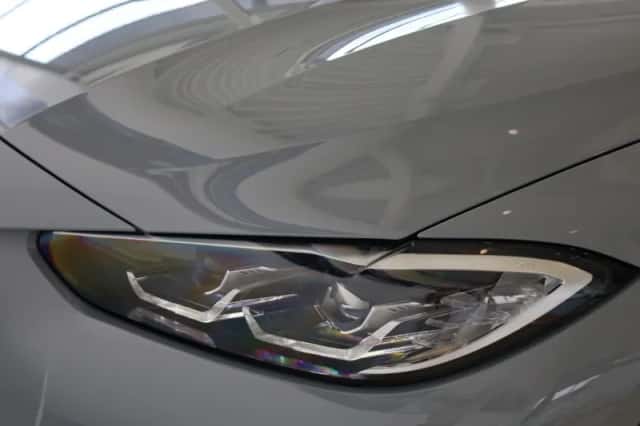 BMW i4 (2023) thumbnail 32