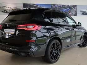 BMW X5 (2022) thumbnail 2