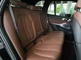 BMW X5 (2022) thumbnail 8