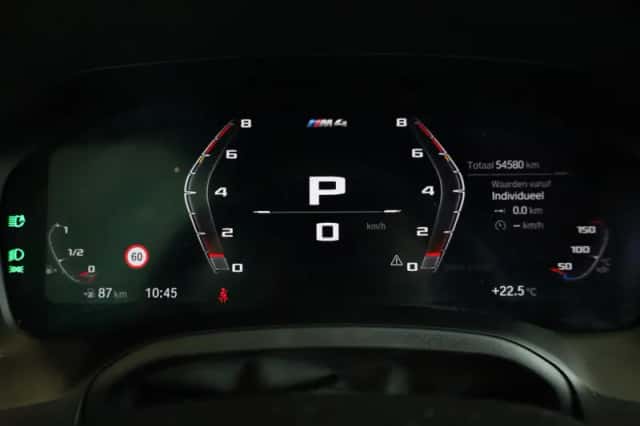 BMW M4 (2021) thumbnail 13