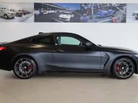 BMW M4 (2021) thumbnail 3