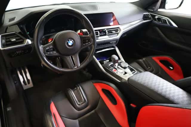 BMW M4 (2021) thumbnail 8