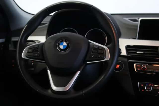 BMW X2 (2019) thumbnail 12
