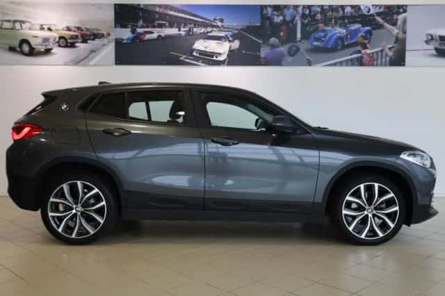 BMW X2 (2019) thumbnail 3