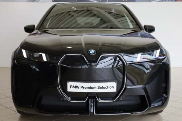 BMW iX (2025) thumbnail 4