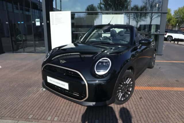 MINI Cabrio (2025) thumbnail 7