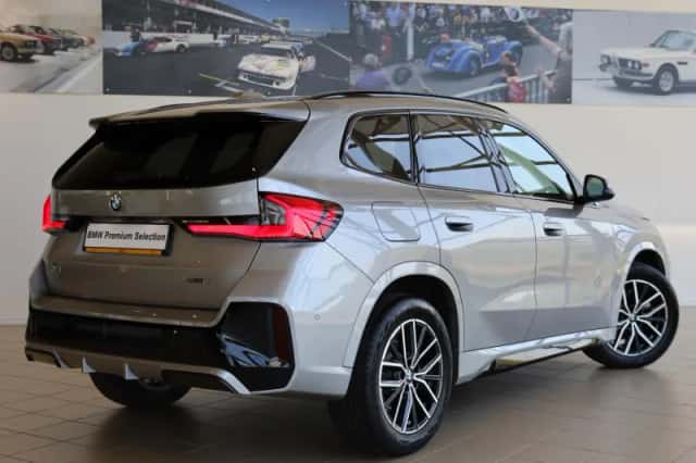 BMW X1 (2025) thumbnail 2