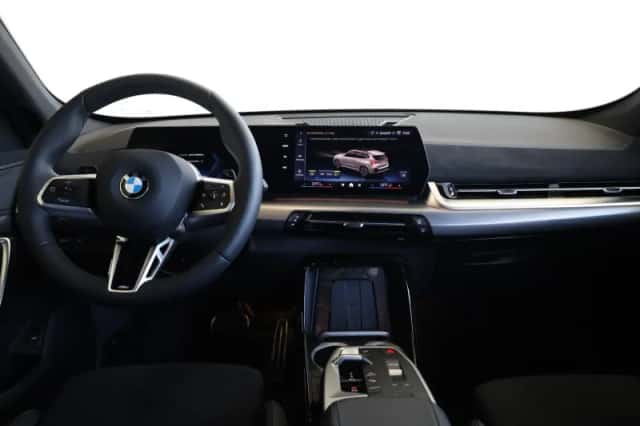 BMW X1 (2025) thumbnail 11
