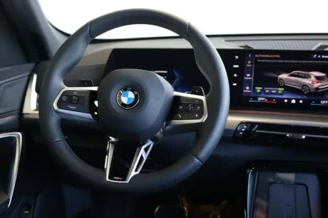 BMW X1 (2025) thumbnail 12