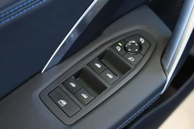 BMW X1 (2025) thumbnail 23