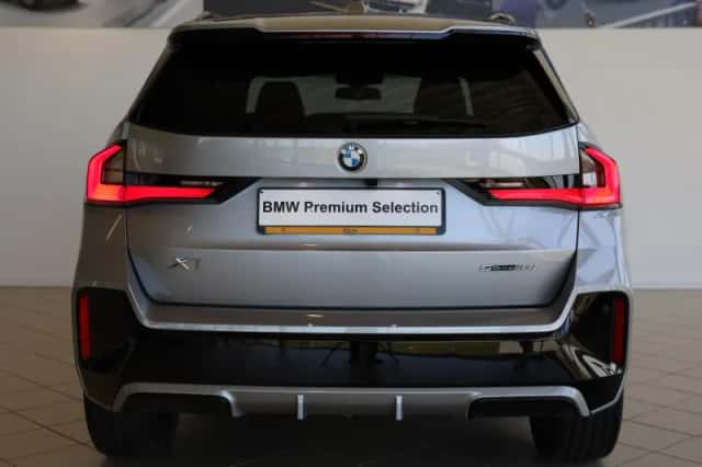BMW X1 (2025) thumbnail 5