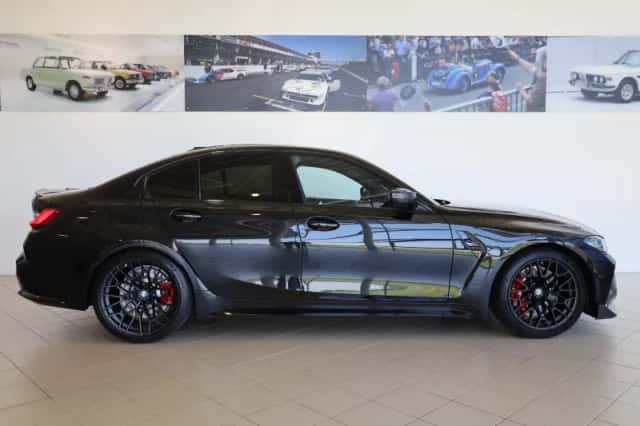 BMW M3 (2023) thumbnail 2