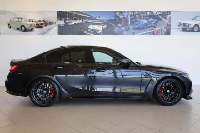 BMW M3 (2023) thumbnail 2